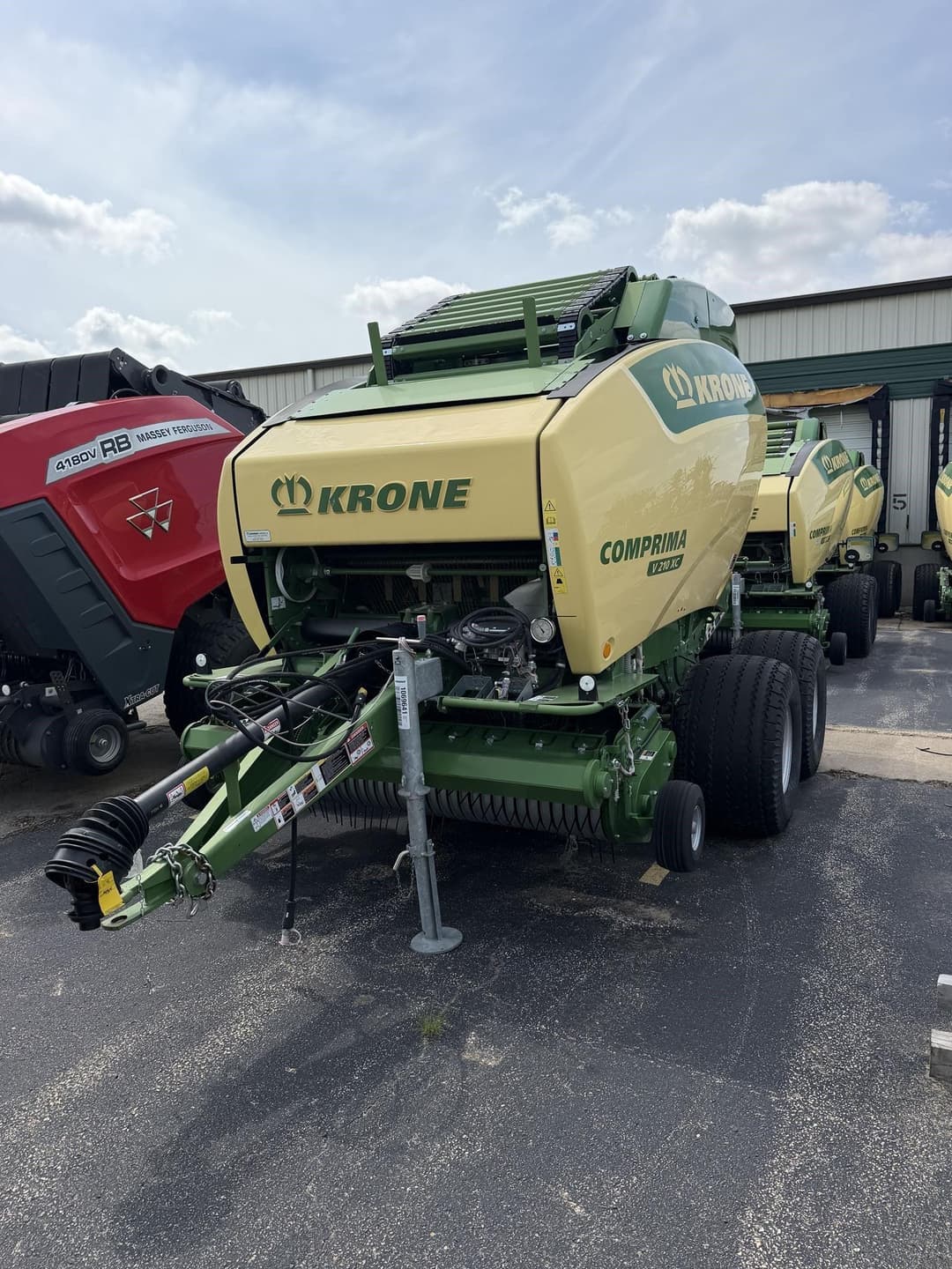 Image of Krone Comprima V210XC Image 1