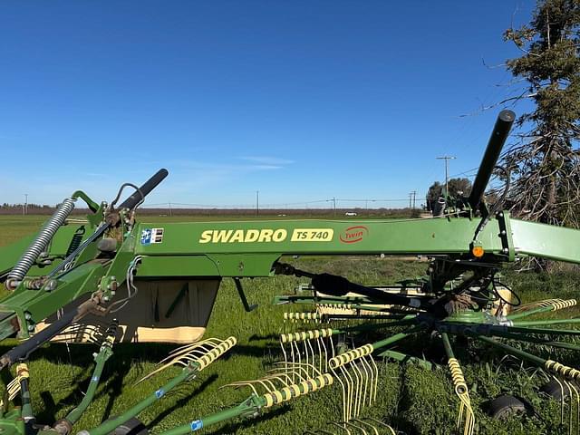 Image of Krone Swadro TS740 equipment image 2