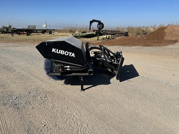Image of Kubota AB72 equipment image 1