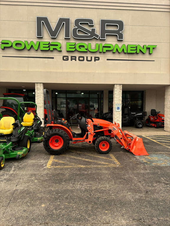 Image of Kubota B2601HSD equipment image 3