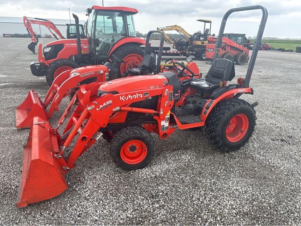 Image of Kubota B2401 Primary image
