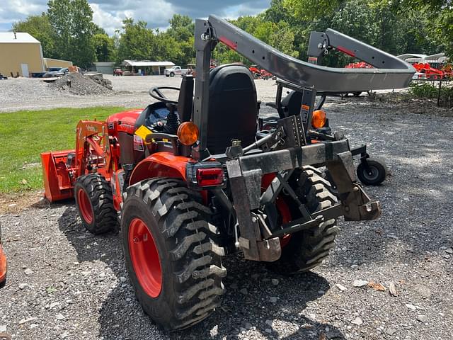 Image of Kubota B2601 equipment image 3