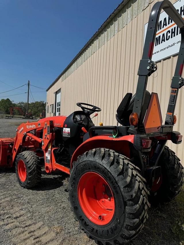 Image of Kubota B2601HSD equipment image 2