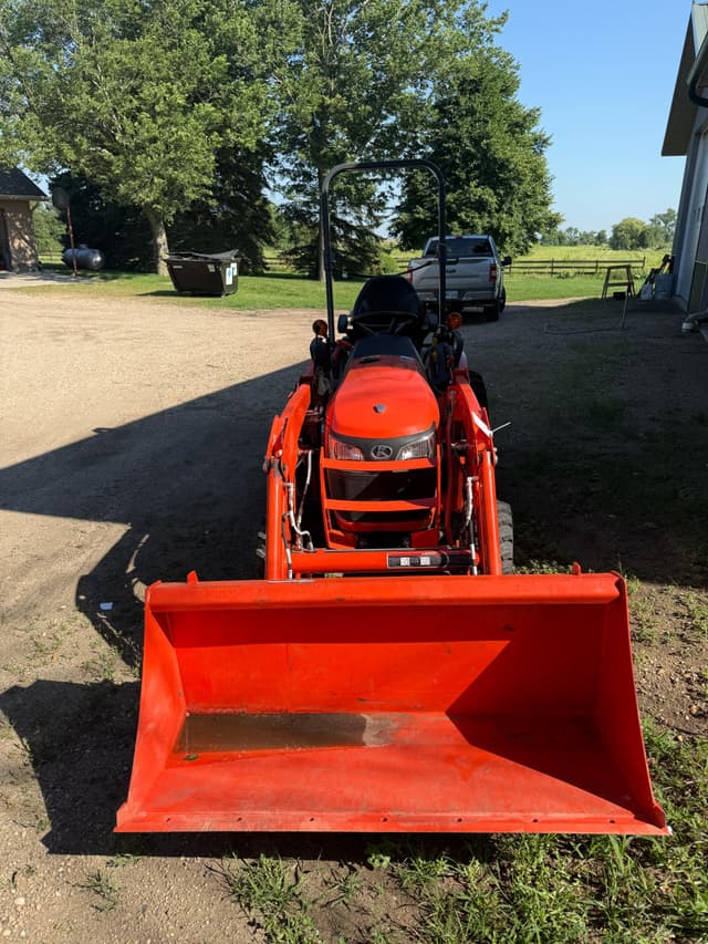 Image of Kubota B2601HSD equipment image 2