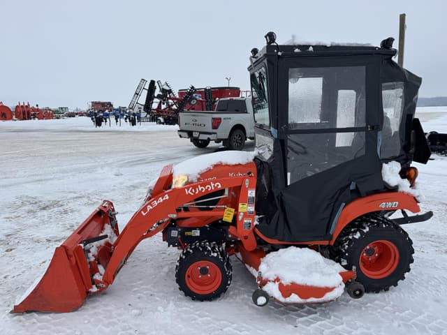 Image of Kubota BX2380 equipment image 1