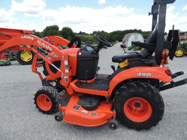 Image of Kubota BX2380 equipment image 1
