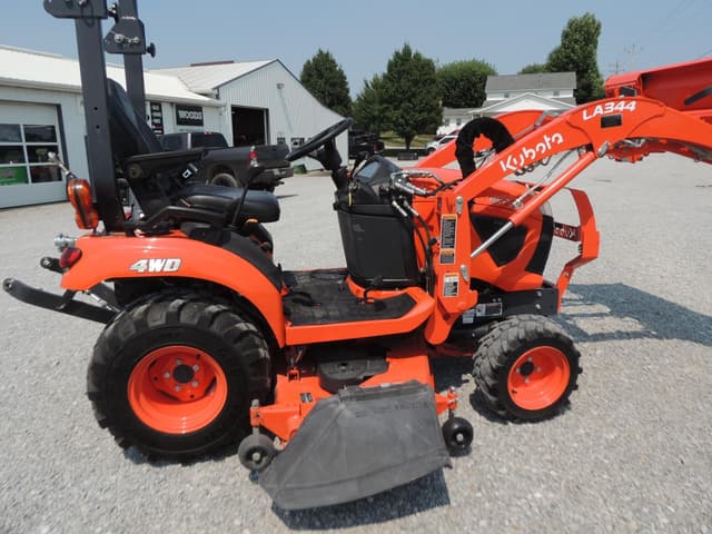Image of Kubota BX2380 equipment image 4