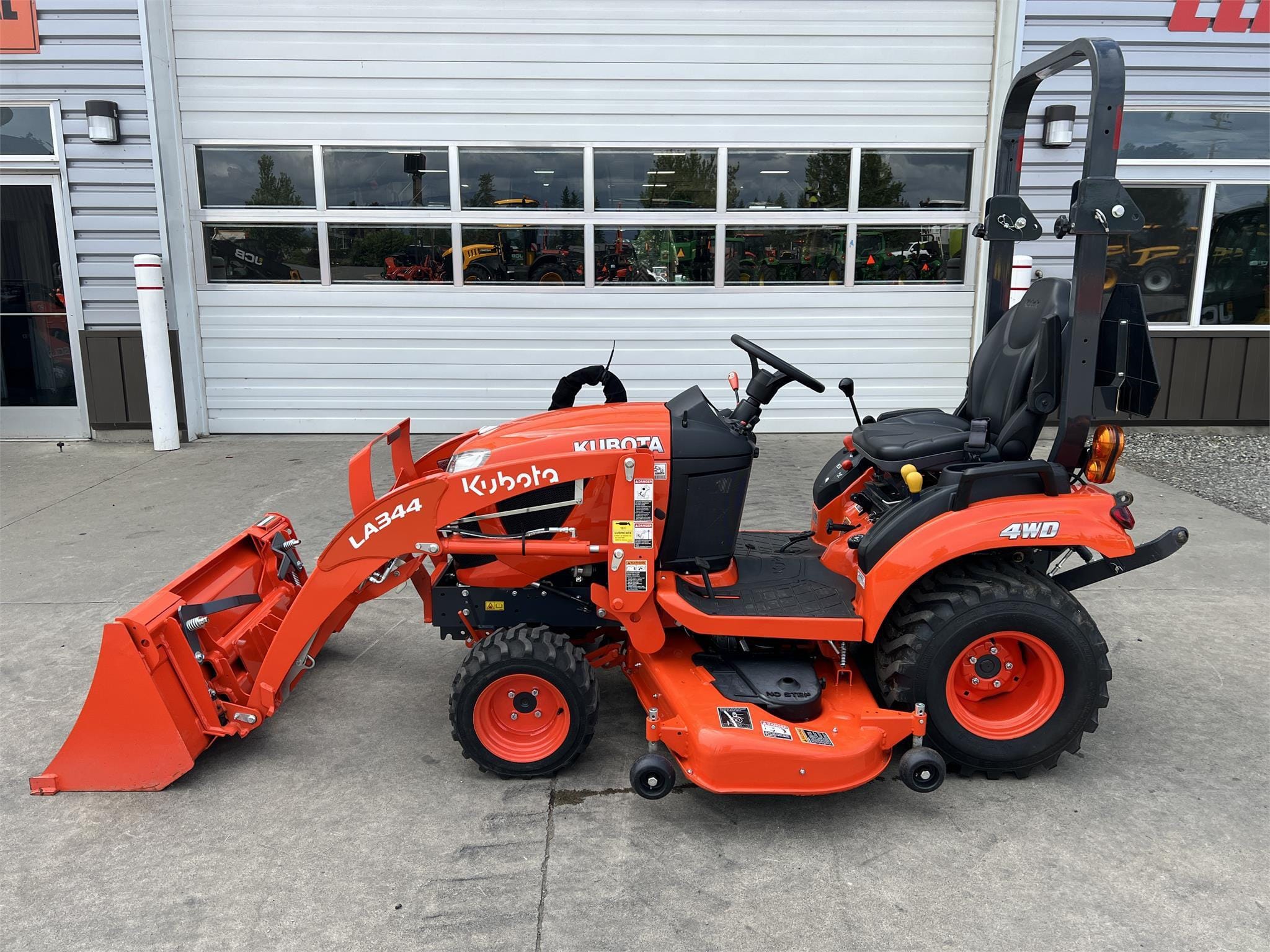 Main image Kubota BX2380