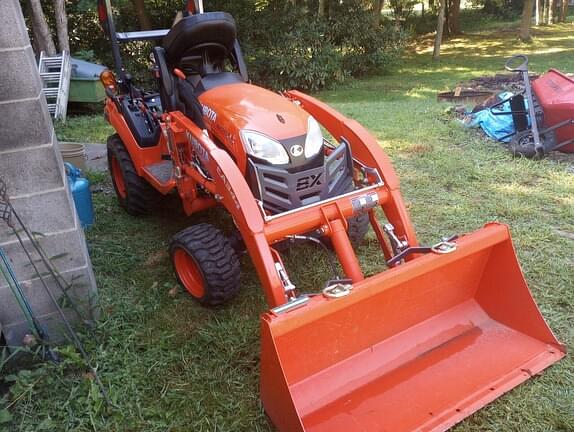 Image of Kubota BX2680 equipment image 1