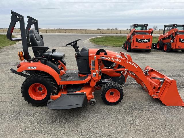 Image of Kubota BX2680 equipment image 1