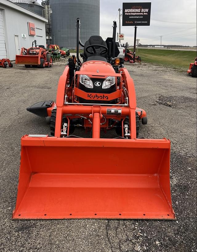 Image of Kubota BX2680 equipment image 2