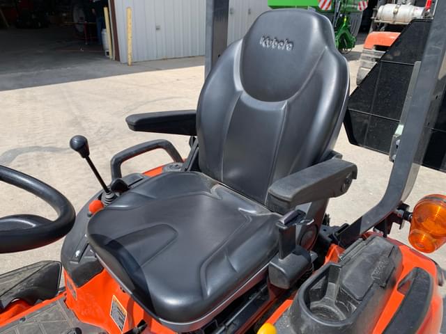 Image of Kubota BX2680 equipment image 4