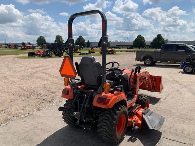 Image of Kubota BX2680 equipment image 3