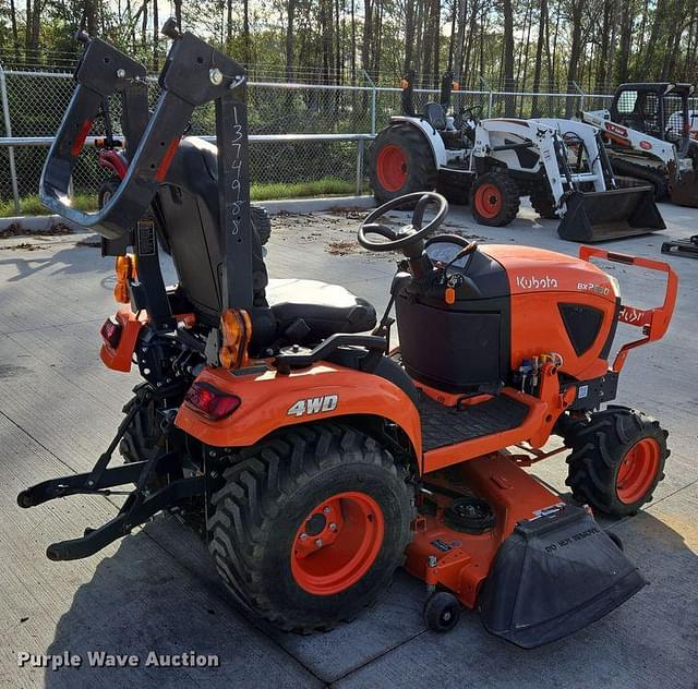 Image of Kubota BX2680 equipment image 4