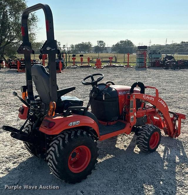 Image of Kubota BX2680 equipment image 4