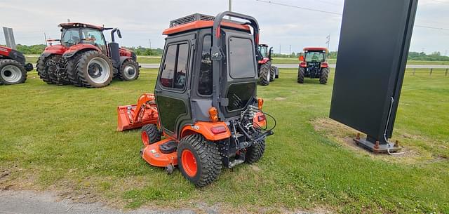 Image of Kubota BX2680 equipment image 4