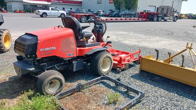 Image of Kubota F3990 equipment image 2