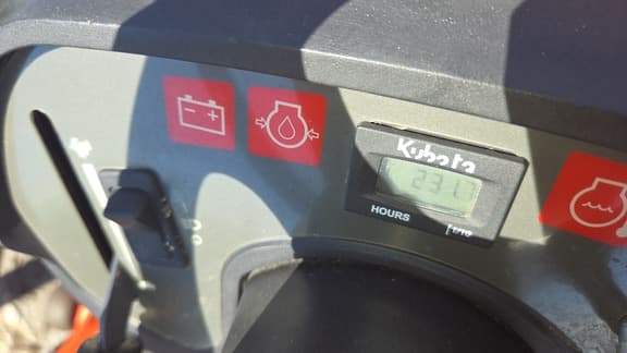 Image of Kubota GR2120 equipment image 4