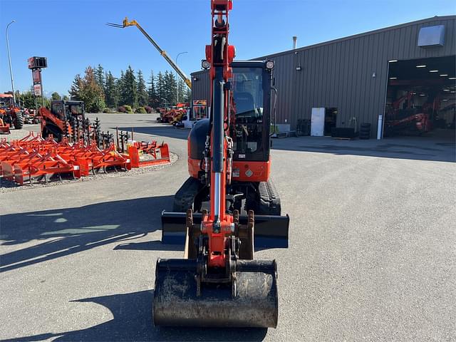 Image of Kubota KX033-4 equipment image 2