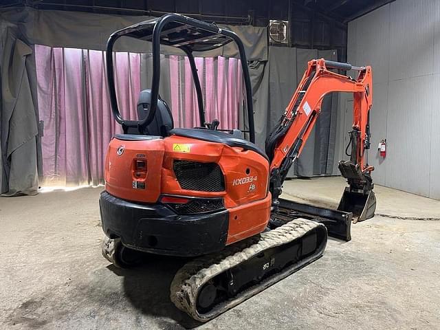 Image of Kubota KX033-4 equipment image 4