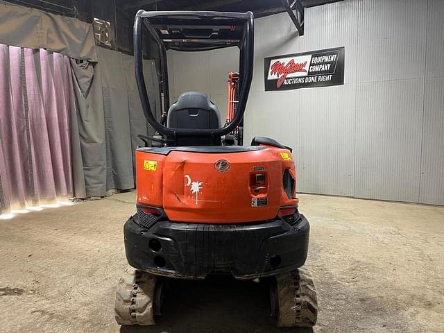 Image of Kubota KX033-4 equipment image 3