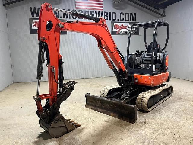 Image of Kubota KX033-4 equipment image 1