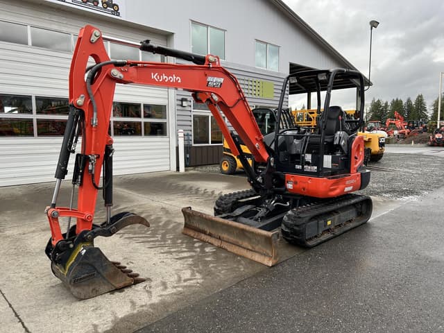 Image of Kubota KX040-4R1A equipment image 1