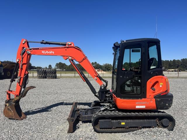 Image of Kubota KX040-4 equipment image 1