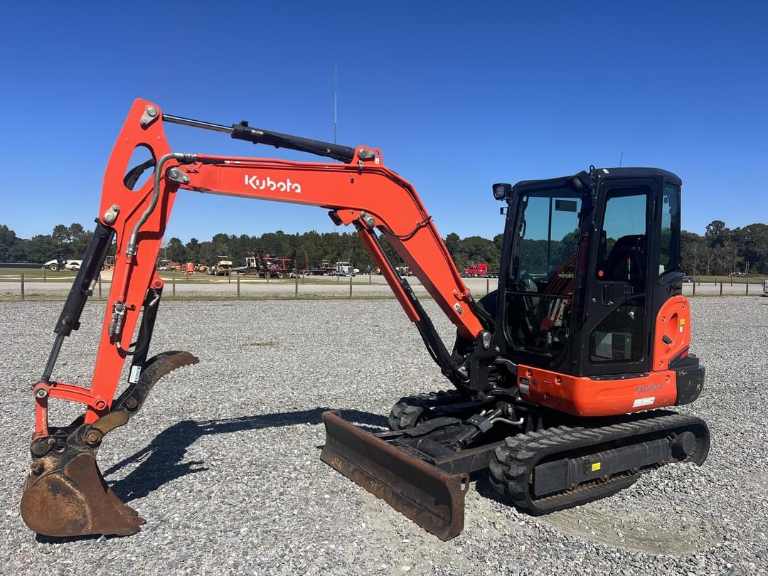 Image of Kubota KX040-4 Primary image