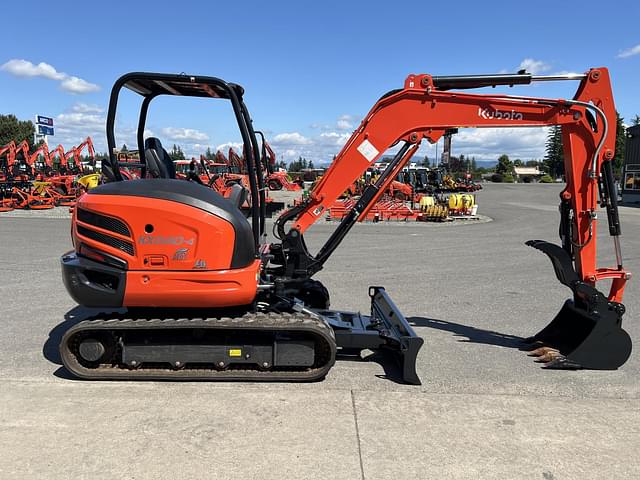 Image of Kubota KX040-4 equipment image 4