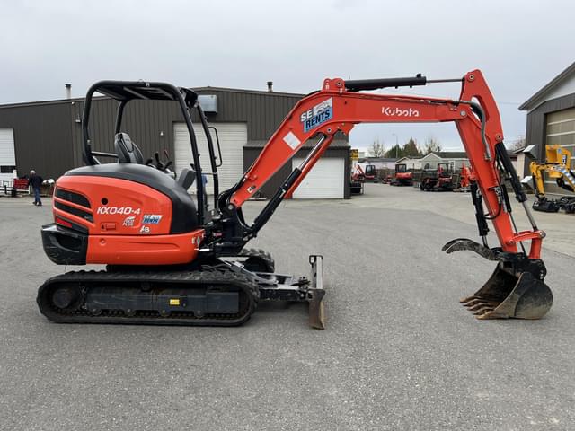 Image of Kubota KX040-4 equipment image 4