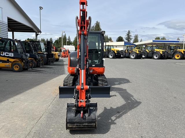 Image of Kubota KX040-4 equipment image 2