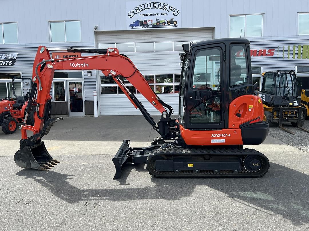 Image of Kubota KX040-4 Primary image