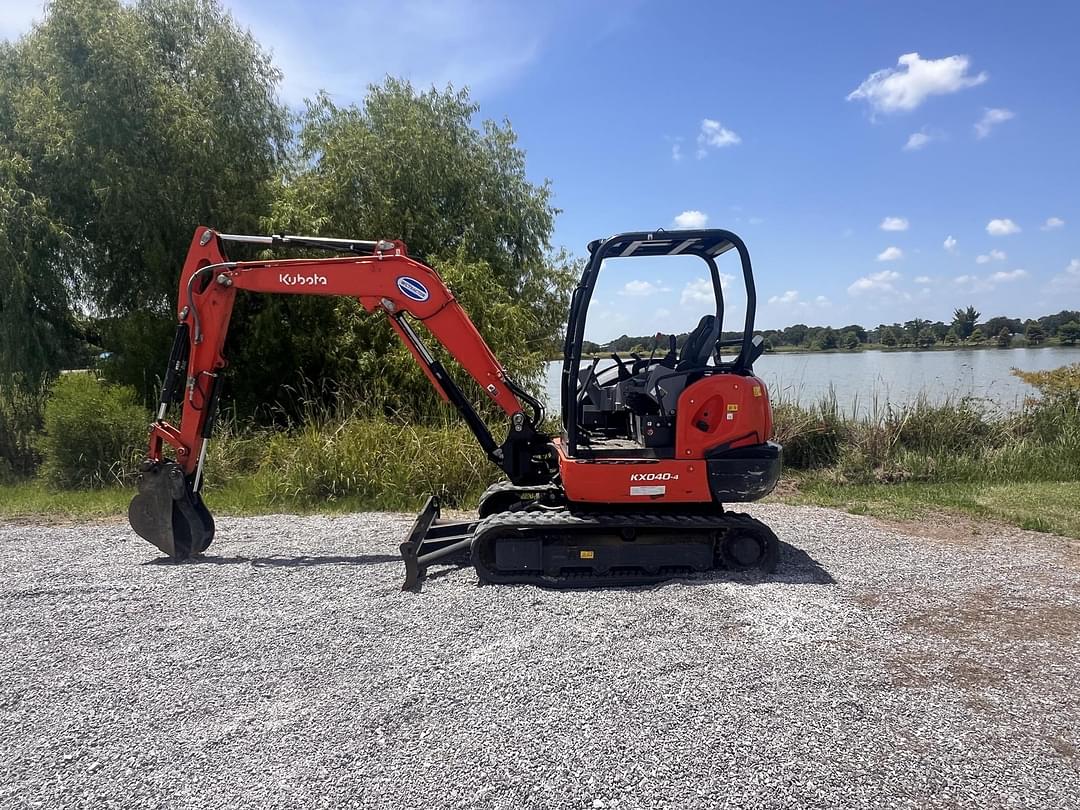 Image of Kubota KX040-4 Primary image