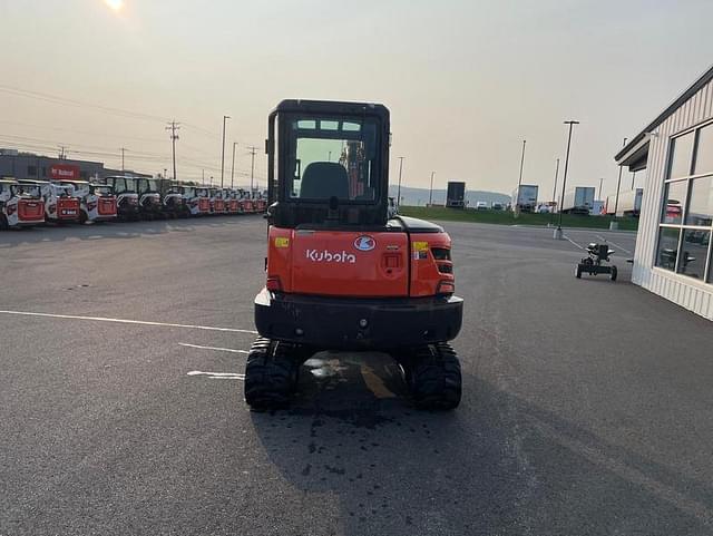 Image of Kubota KX040-4 equipment image 2