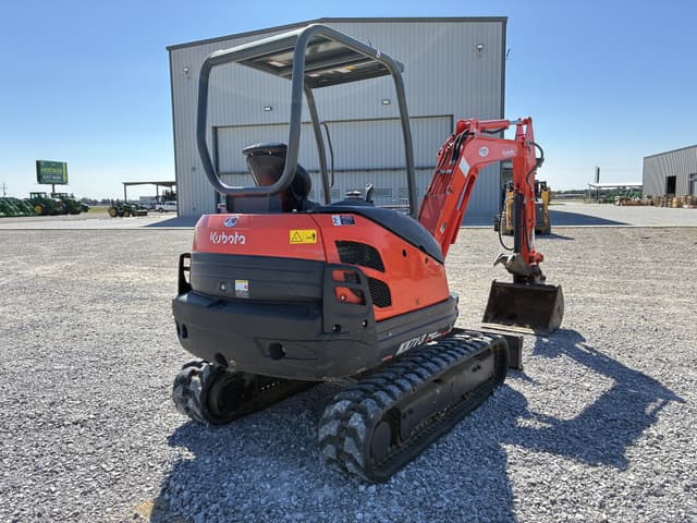 Image of Kubota KX71-3 equipment image 4