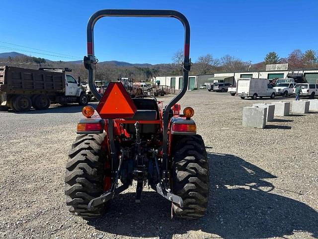 Image of Kubota L2501D equipment image 3
