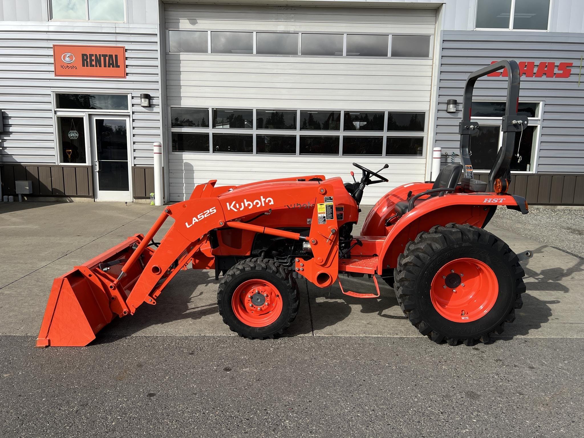 2021 Kubota L2501HST Image