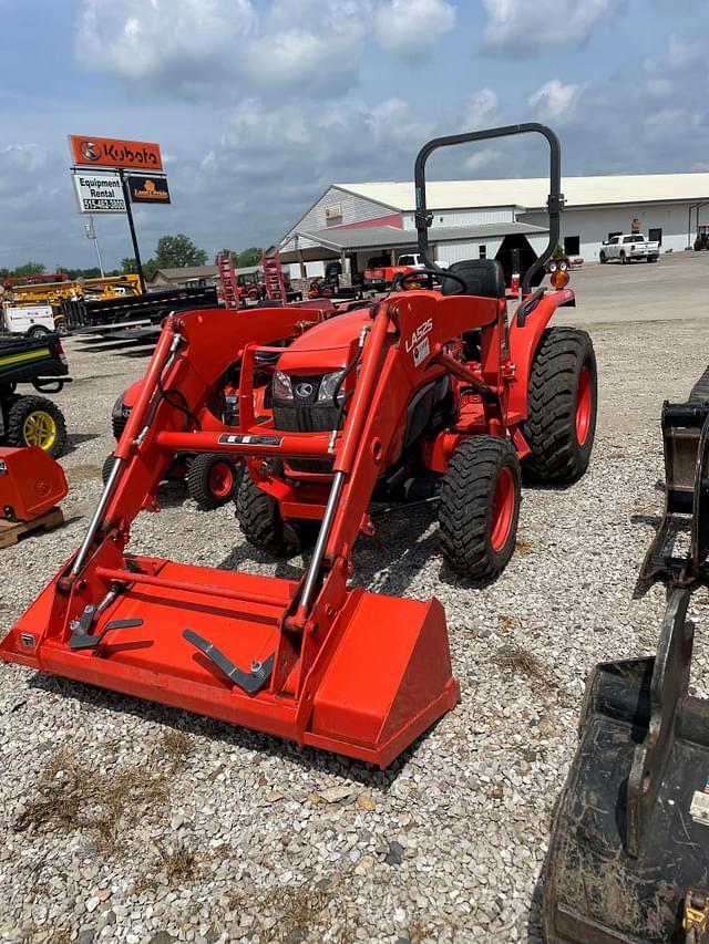 Image of Kubota L3301HST equipment image 1