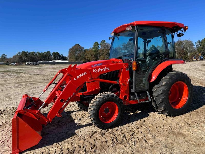 Main image Kubota L3560