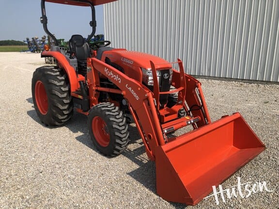Main image Kubota L3560