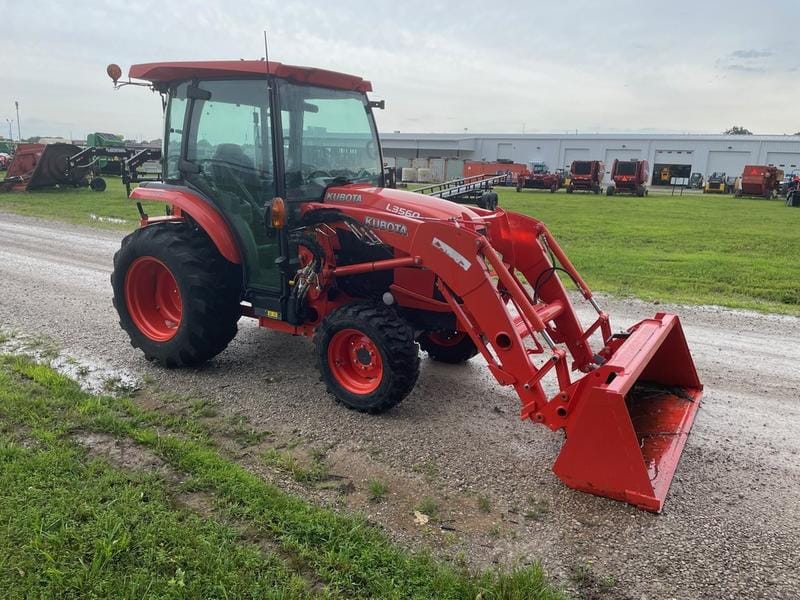 2021 Kubota L3560 Equipment Image0
