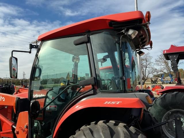 Image of Kubota L3560HSTC-LE equipment image 3