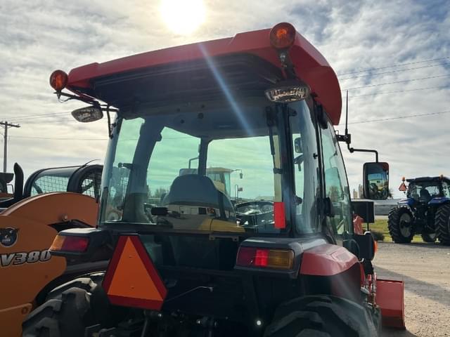 Image of Kubota L3560HSTC-LE equipment image 4