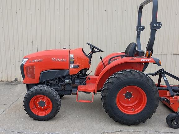 Image of Kubota L3901 equipment image 1