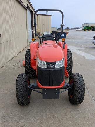 Image of Kubota L3901 equipment image 2