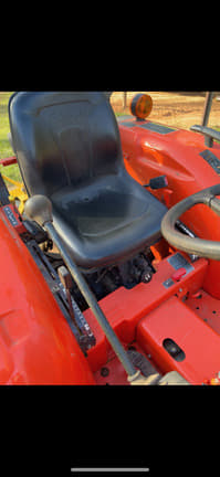 Image of Kubota L3901 equipment image 1