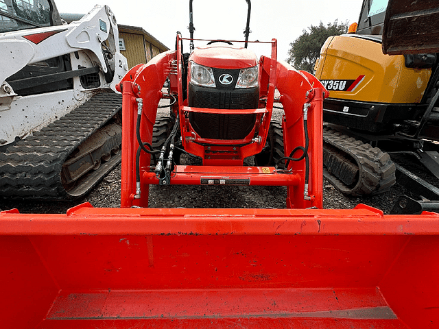 Image of Kubota L3901 equipment image 1