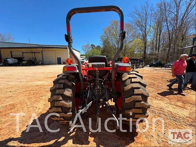 Image of Kubota L4701 equipment image 4