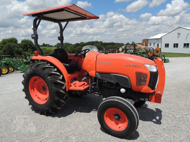 Image of Kubota L4701F equipment image 2